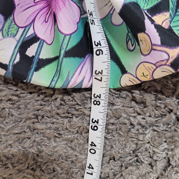 Hummingbird Floral Round Fitted Tablecloth with Elastic Waterproof Fitted Purple - Picture 5 of 6